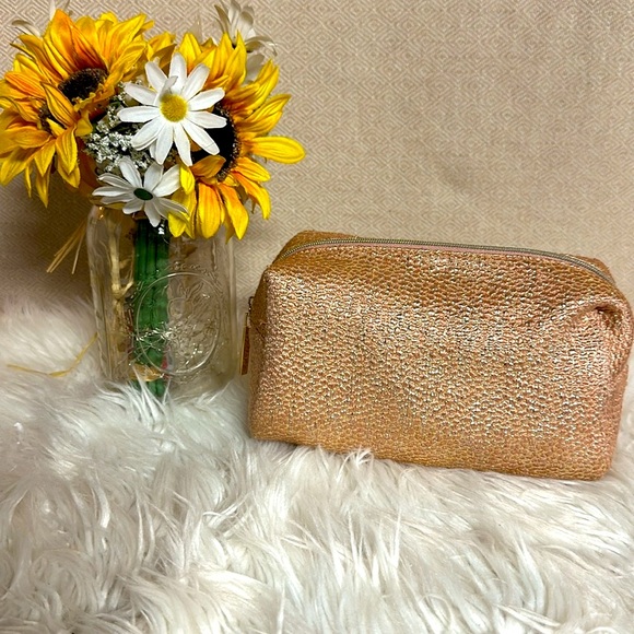 NEW Toni blush NEW IL Makiage brushes crayon EUC Lancôme bag Bundle - Picture 6 of 9